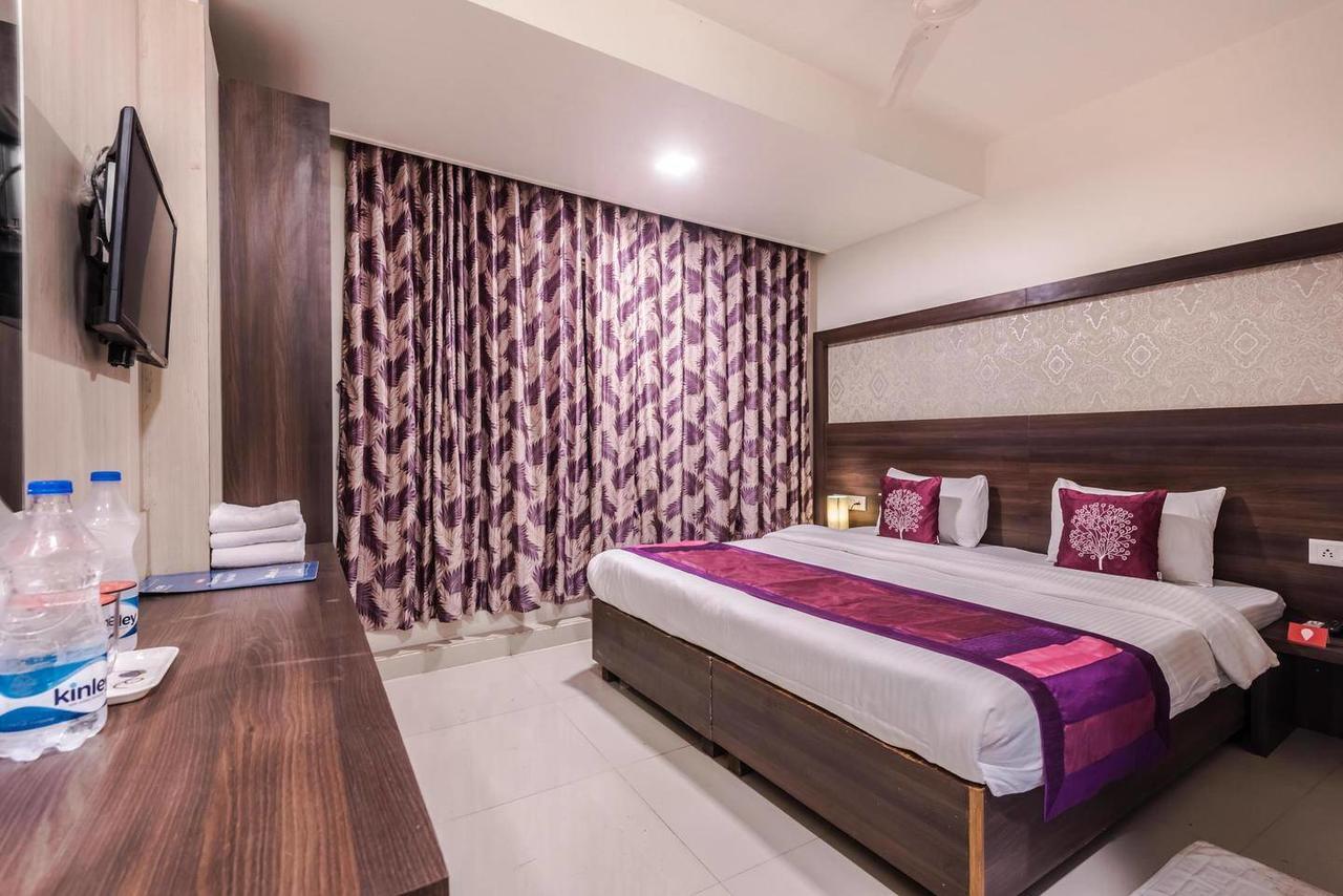 Hotel Veer Residency Panvel Exterior photo