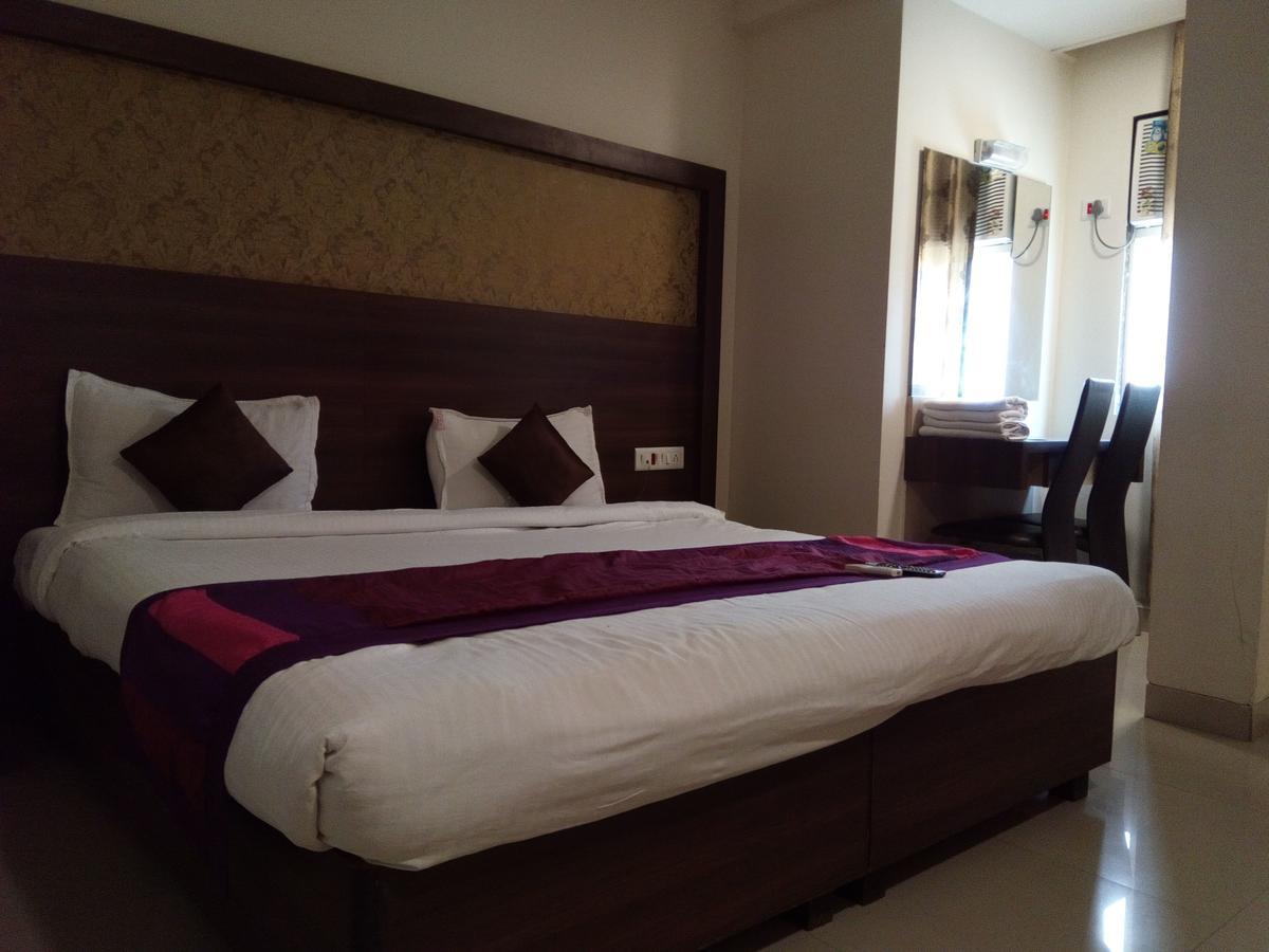 Hotel Veer Residency Panvel Exterior photo