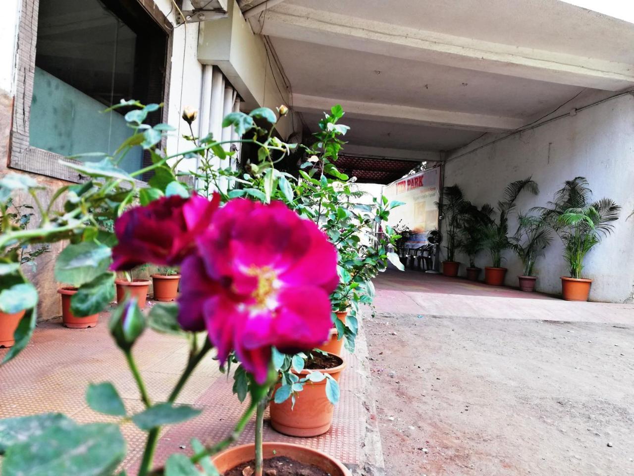 Hotel Veer Residency Panvel Exterior photo
